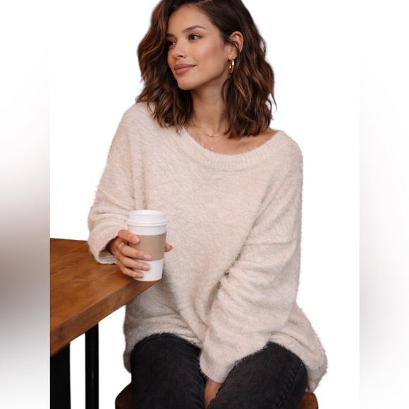 Free People Sweaters - Free People Harrison Bunny Crew Neck Sweater Oversized Cream Womens Medium